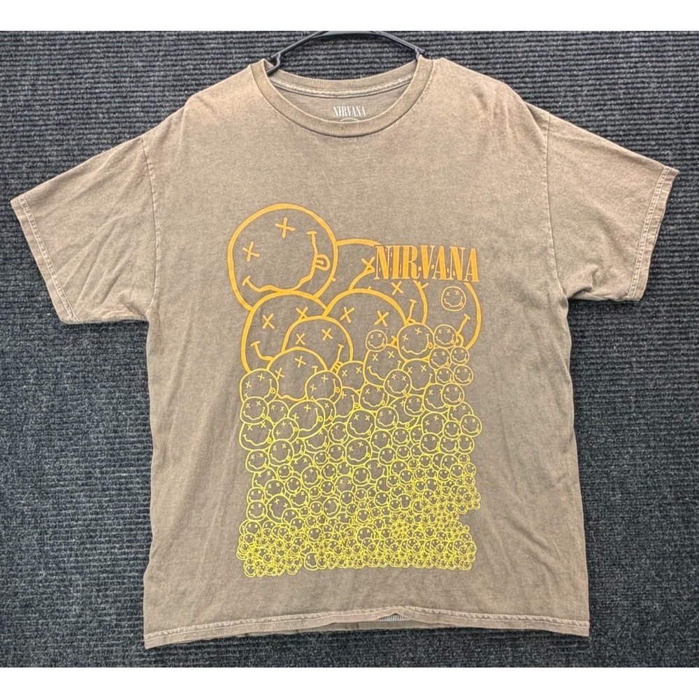 Nirvana Mens Large Sand Brown Stacked Smiley Face Logo Graphic T-Shirt 100% Cott